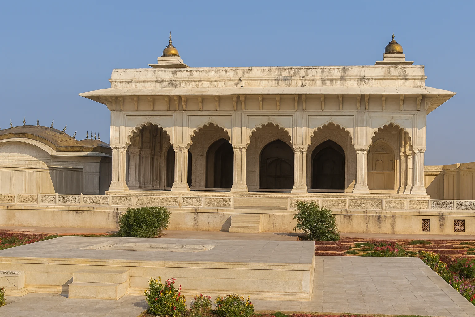 Diwan-i-Khas, Agra Fort – The Hall of Private Audience Diwan-i-Khas at Agra Fort with marble arches and Mughal architecture.